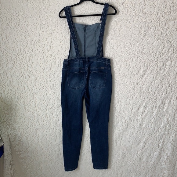❌SOLD❌
 Won't Let You Go Denim Overalls - Picture 9 of 14